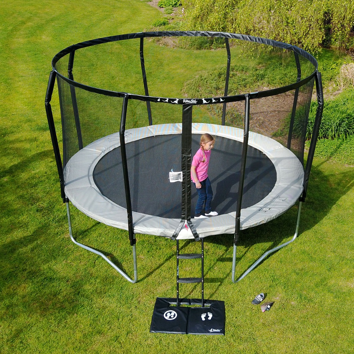 trampoline de jardin pour enfants Famili