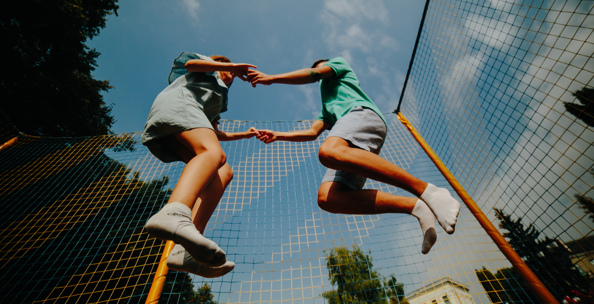 Activités ludiques à faire en famille sur un trampoline