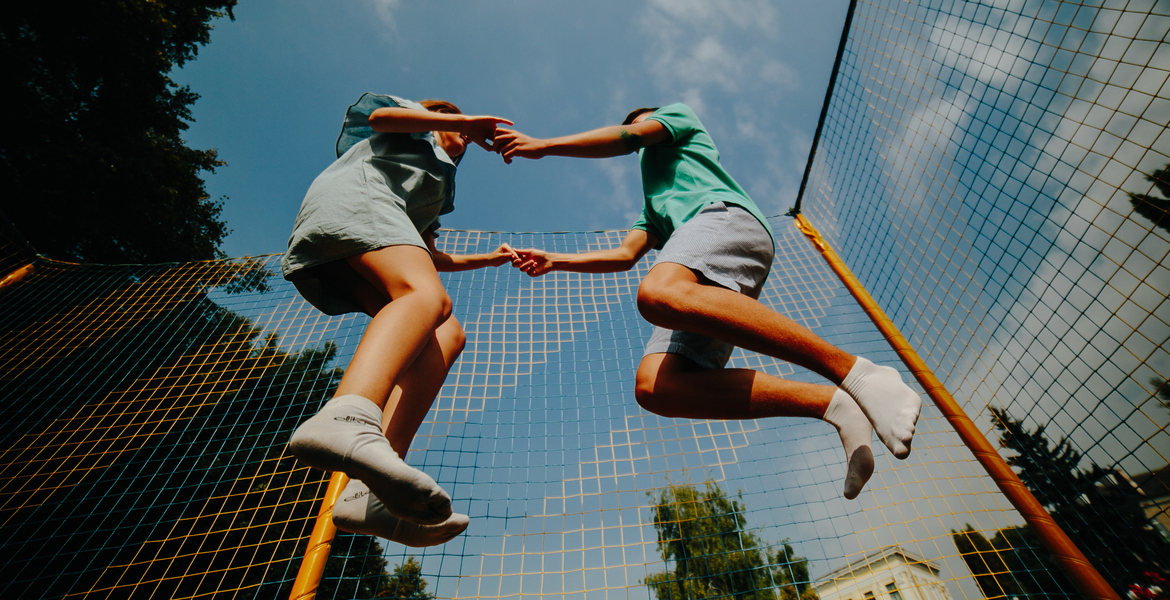 Les 7 raisons convaincantes d'acheter un trampoline cet été