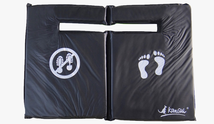 tapis de sol noir réversible vert trampoline kangui