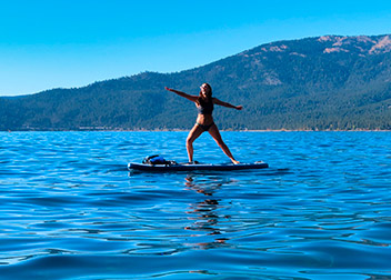 paddle gonflable bali et fidji a la mer
